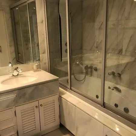 Don Gonzalo L * Μαρμπέλλα